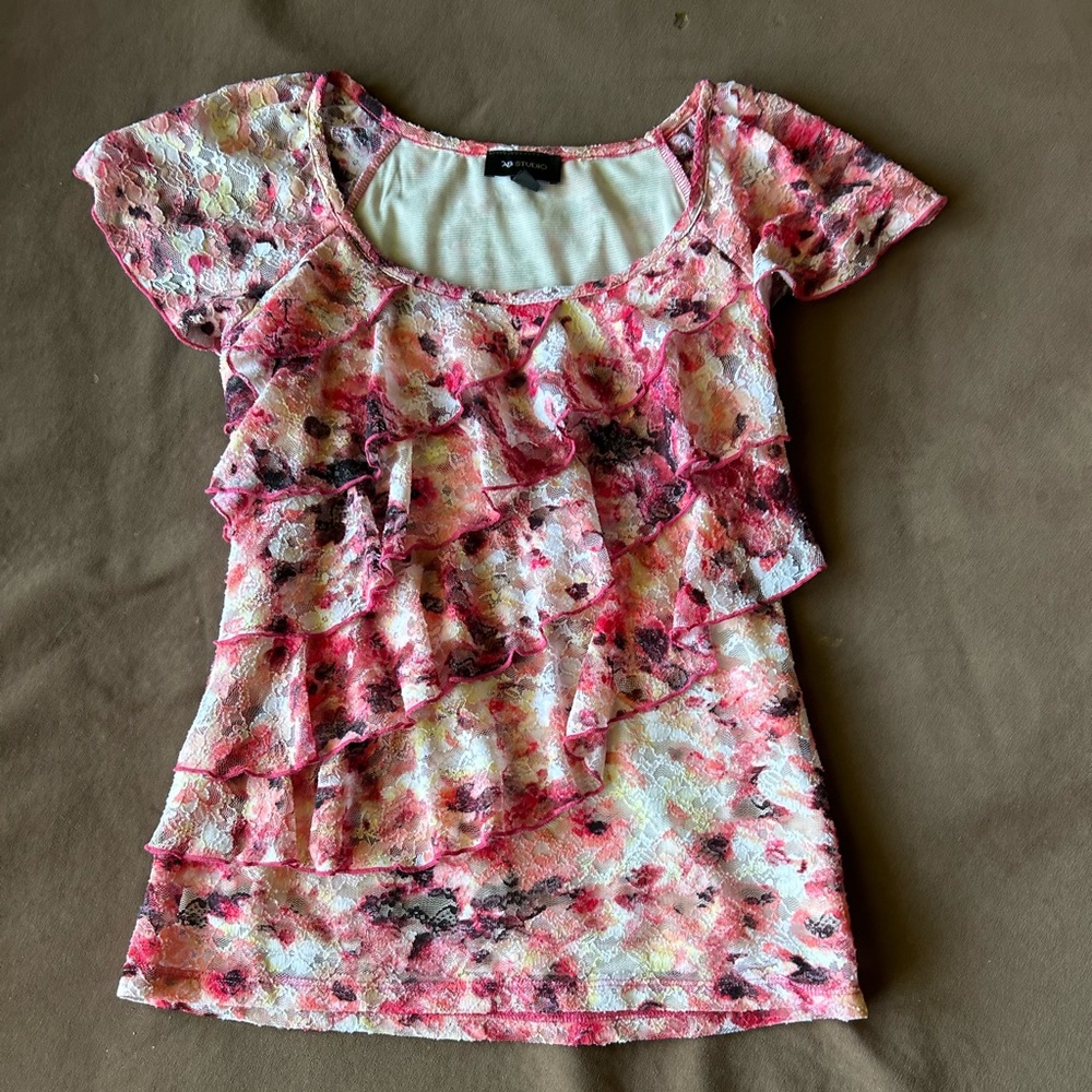 AB Studio Pink and Green Ruffled Short Sleeve Blouse